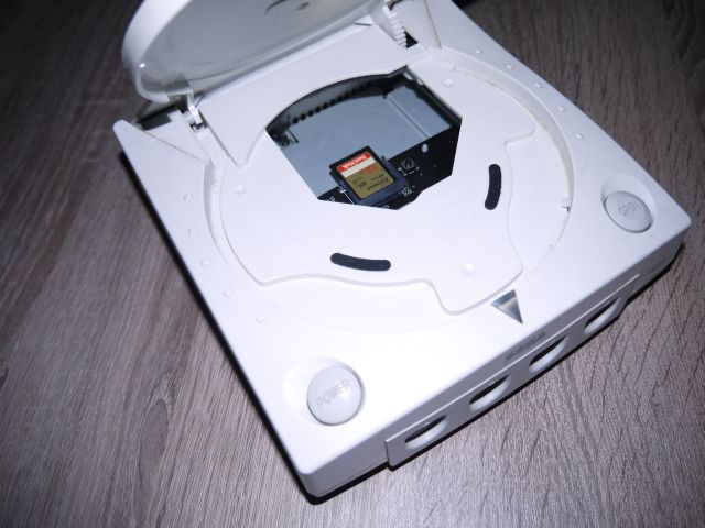 [DOSSIER] GDemu : L'émulation du GD-Rom qui ressucite votre DreamCast !